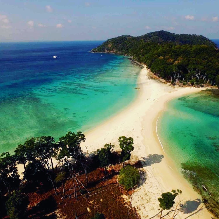 Deglipur Island